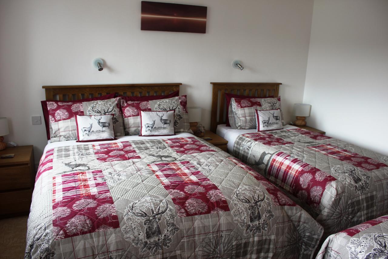 Oak Lodge Bed And Breakfast Overscaig Room photo